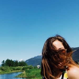 Meet your Posher, Natalie